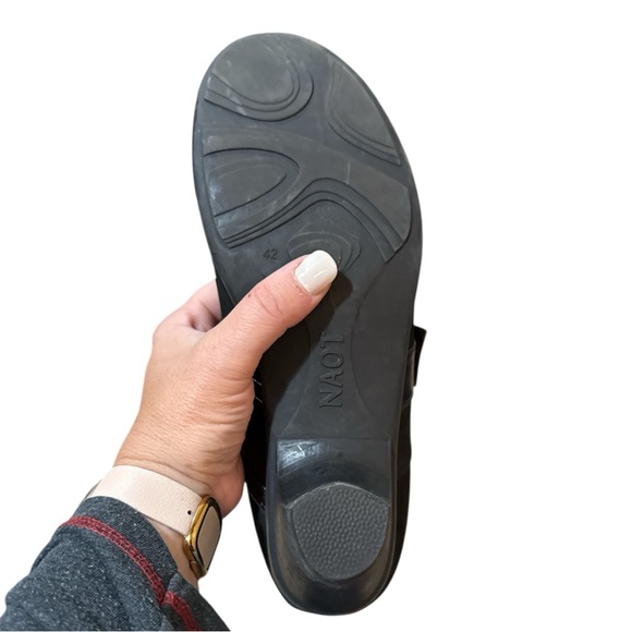 Naot Black Low Heeled Flats size 42 EU/ 11 US - Picture 5 of 5